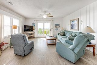 Oceanfront Home with Deck and Views in Surfside Beach! - Myrtle Beach - 7