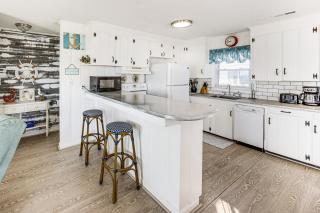 Oceanfront Home with Deck and Views in Surfside Beach! - 6