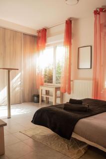 Studio - Piscine, proche du golf - 1