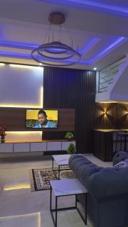 Zuwa Apartments Rental Home - 8
