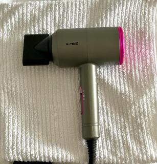 Minimalist 2-room Apartment - 1