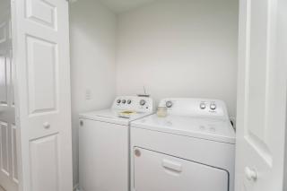 Stylish & Chic 2BR Townhome | Close 2 Bch. - 2