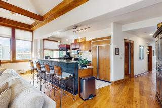 Palmyra 4A - Panoramic Peaks Lodge - 1