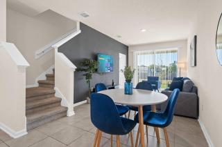 2BR Townhome close to Downtown/Beaches/UNF. - 9