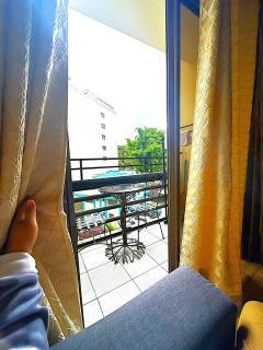 Condo 2Bedroom near Session with Free Own Parking - 2
