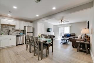 Delightful Townhouse with Patio and Shared Yard! - 0