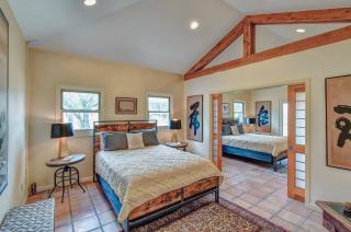 M'walimu @ High Hope Ranch near Fossil Rim w/ Pool - 9