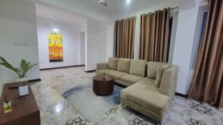 The Luxe Apartment - 9