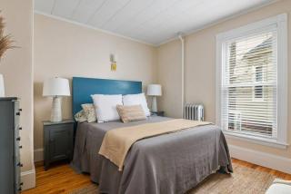 Quiet Downtown 2BR Oasis - The Nomad - 7