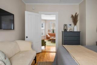 Quiet Downtown 2BR Oasis - The Nomad - 6