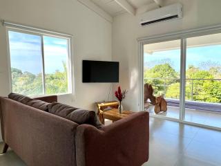 Casa Blanca Manuel Antonio B2, Central, Pool, Gated - 0
