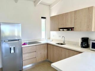 Casa Blanca Manuel Antonio B2, Central, Pool, Gated - 5