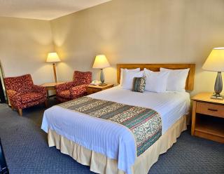 Thunderbird Lodge, Norman, OK - 8