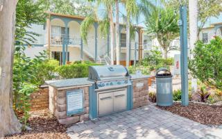 Relax in Tampa - 2BR with Pool and Fitness Center - 1