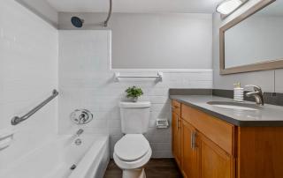 Central South Tampa - Walkable 2BR with Pool Access - 1