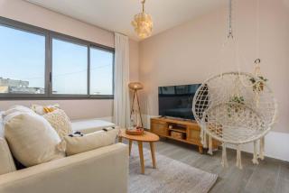 Clea 2-Bedroom Apartment in Sioufi - 5