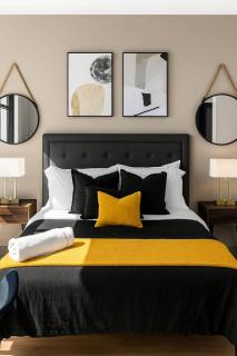 Bright n Airy Studio Perfect City Escape 9 - 5
