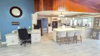 Spacious 3BDR 2B Home with Hurricane Impact Windows - Port St Lucie - 2