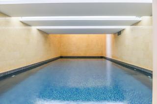 Sirene 1-BR Apt, Pool & Gym in Gemmayze - 6