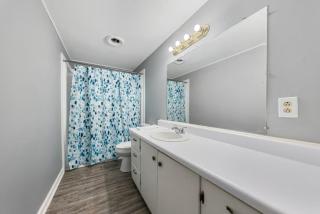 Modern Comfort Elegant Unit in Glasgow - 2