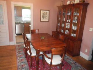 Ludington Blue Spruce Inn - 2