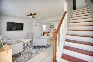 Stay By the Beach! Norfolk Duplex Half-Mi to Ocean - 7