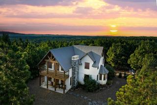 Sugarberry Farm - Stay for 8 - 3