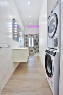 B&B Napoli Holidays - 4