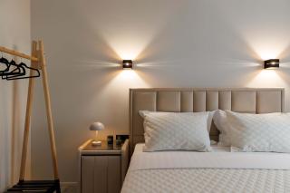 Modern 2-BR Balcony-View Apartment with Coffee Station and more - GrandStay - 7