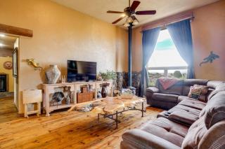 Mountain Views and Grill Space Adobe Arizona Home - 7