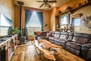 Mountain Views and Grill Space Adobe Arizona Home - 6