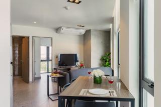 Urban 1-BR Apt w AC and Skyline Views VIATO HOMES - 1