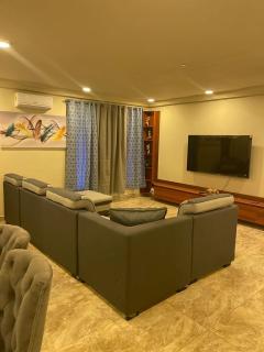 W&J Luxury Home Plaza - 5