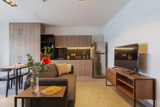 Stylish Studio w Gym & Pool Access VIATO HOMES - 8
