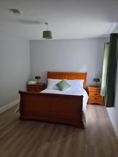 Modern 2 bedroom Apartment with River views - 6