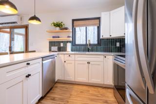 Scandi Bliss Fall Colors, Lake & Game Room - 1