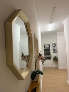 Self-Check in Sunny & Charming Apt - 6