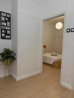 Self-Check in Sunny & Charming Apt - 8