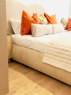 Empire Investments Rosebank - 7