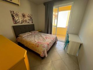 cód 11 - Excelente casa localizada á 180m do mar! - 1