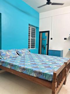 Unwind at Blue Lagoon - quiet, cozy and connected - 2