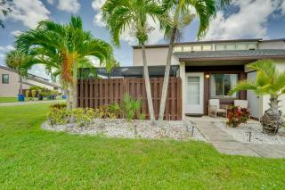 7 Mi to River District and Beach Fort Myers Retreat - 7