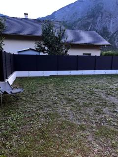 Aux pieds des montagnes - 1