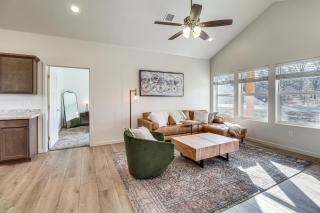 Lakeside Vacation Rental 4 Mi to Show Low Lake! - 6