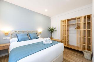 Bright renovated -Terrace -1Bedroom 1Bath - 1