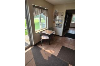 Capital O Roadside Inn Thedford NE 2 - 6