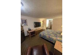 Capital O Roadside Inn Thedford NE 2 - 2