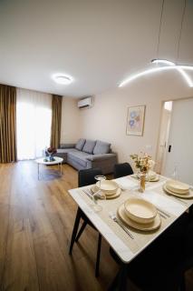 Matisse No23 - Luxury One Bedroom Apartment With Parking - 3