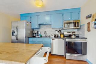 The Blue Cottage - 3