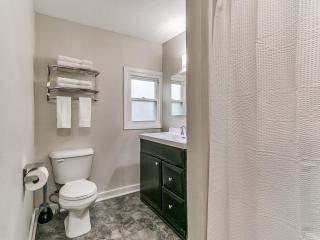 Cozy House Near Iowa State Fairgrounds! - 5